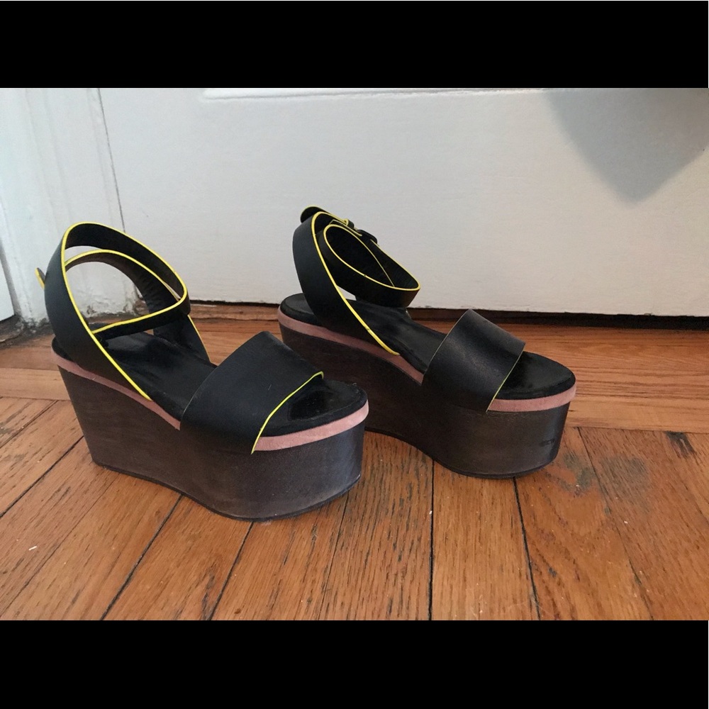 - Cacharel wedge sandals